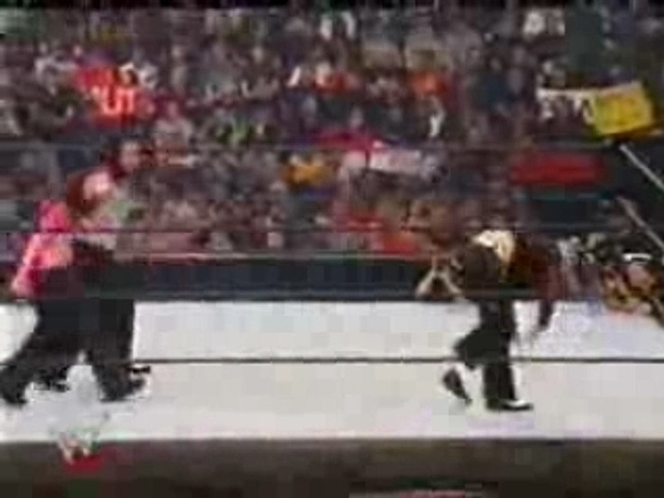 Jeff Hardy vs Matt Hardy lita arbitre