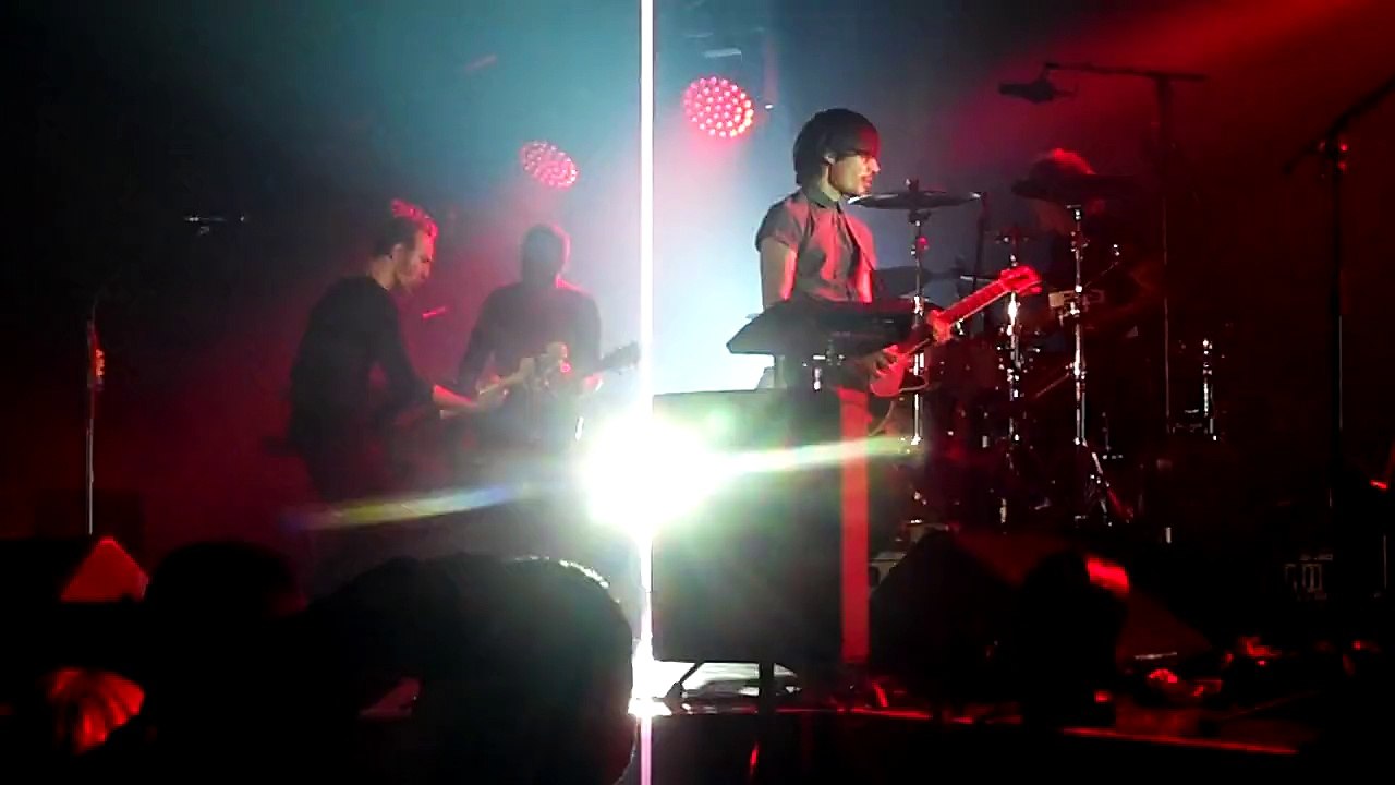 Calogéro concert lanester 31/01/2015 En apesanteur-Un jour au mauvais endroit