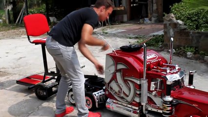ModelTruck Peterbilt 359 RC con Biga.mp4