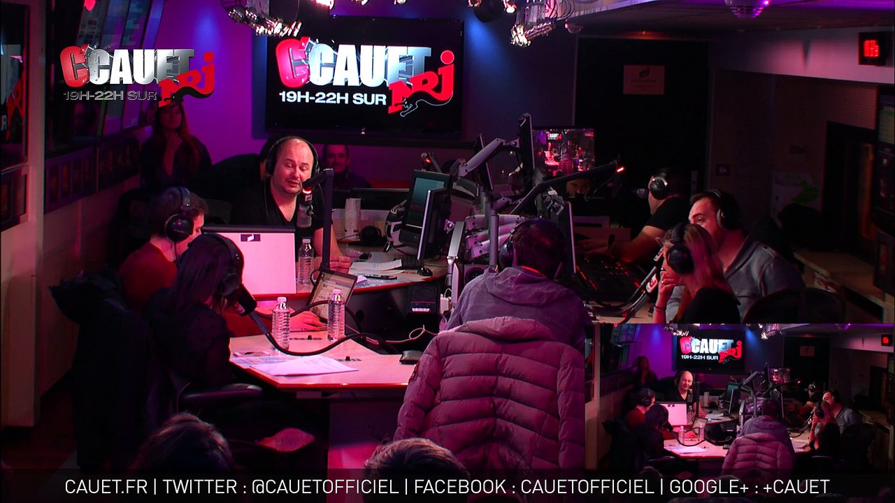 Piètre se prend plein de farine dans la face - C'Cauet sur NRJ