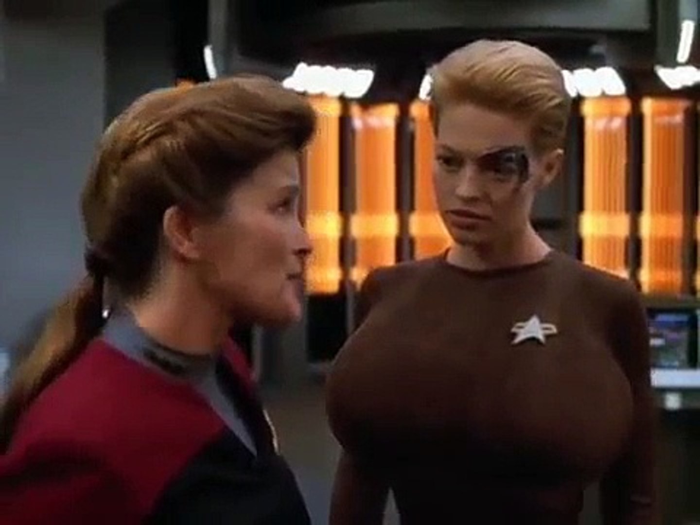 Seven of nine boobs