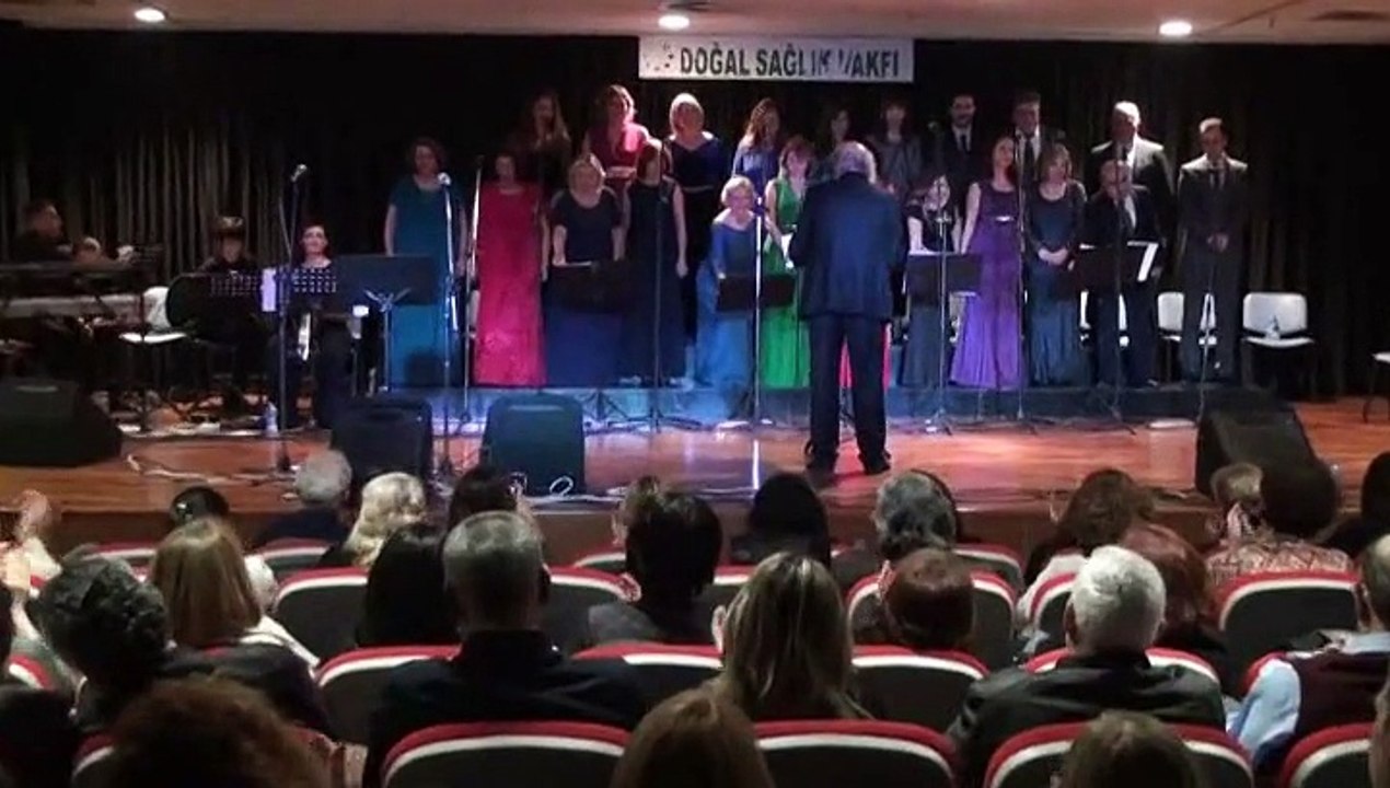 ESKİ DOSTLAR MÜZİK TOPLULUĞU KONSERİ   1