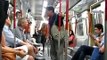 Touriste chinois pas content VS Allemand de 2m... Bagarre dans le métro!