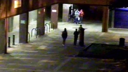 Caught Red Handed (UK) S01E03