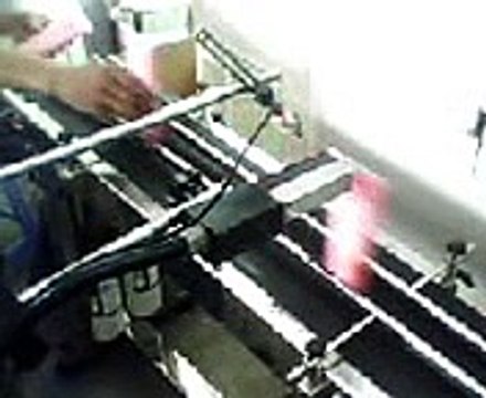 Máy in hạn sử dụng, máy in số lô, mã vạch, máy in phun trên chai nhựa, chai rượu, chai lọ thủy tinh