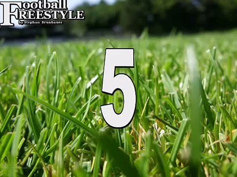 ★☆★☆TOP 5 RONALDINHO TRICKS (2/2)★☆★☆FOOTBALL SOCCER STREET SKILLS MOVE JUGGLING