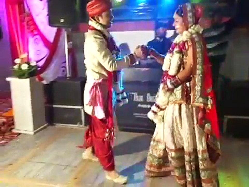 Bride Groom dance performance