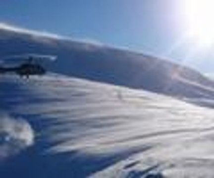 Mahsur kalan dağcının kurtarılma anı