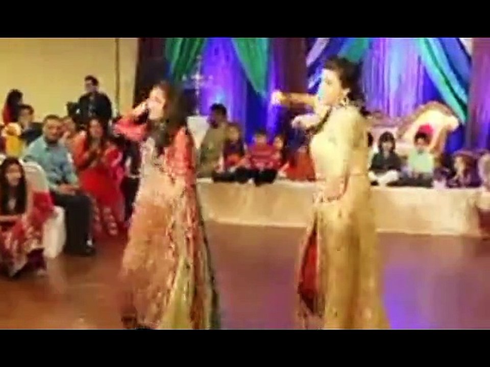 Marrige of Reham Khan -@- Girls Mehndi Dance On Marrige of Reham Khan -@- Mehndi Taan Sajdi --