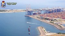 Gioia Tauro (RC) - Finanza sequestrati oltre 173 kg di cocaina purissima al porto (09.02.15)