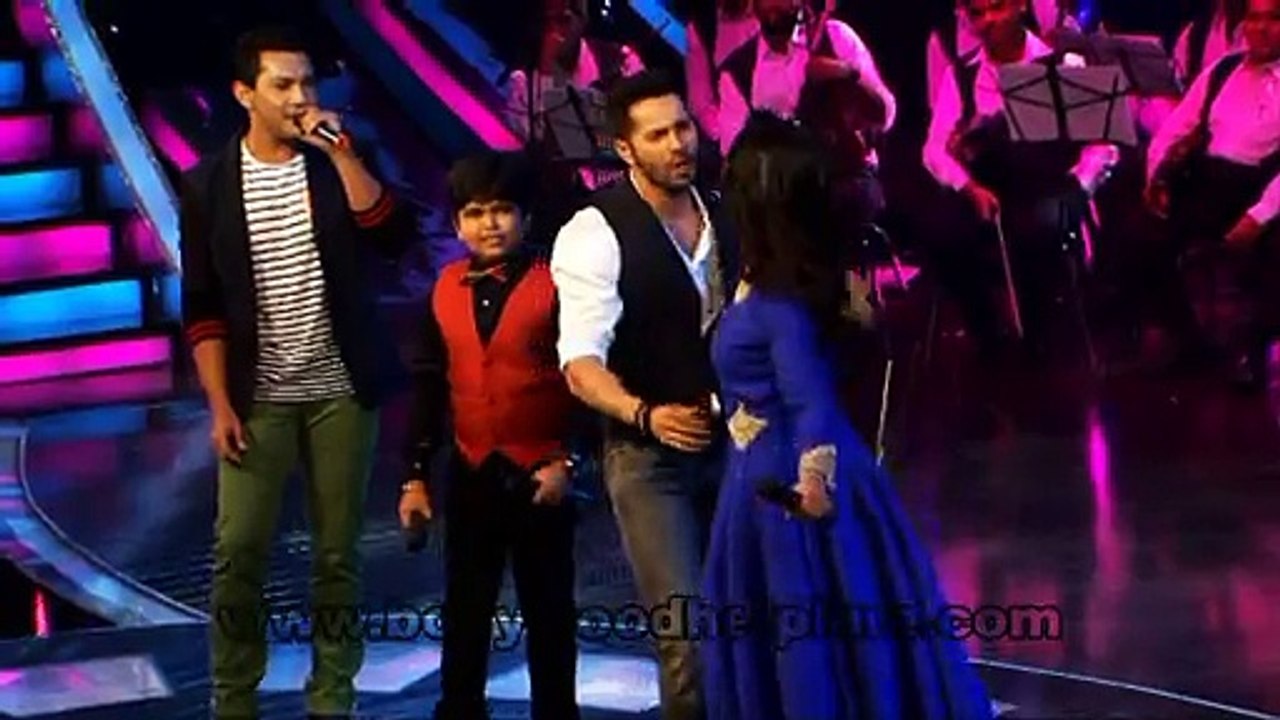 Varun Dhawan Yami Gautam On Set Of Sa Re Ga Pa