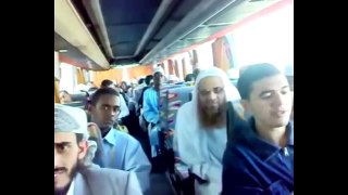 AMAZING Duo Quran Recitation on Bus By Haafiz