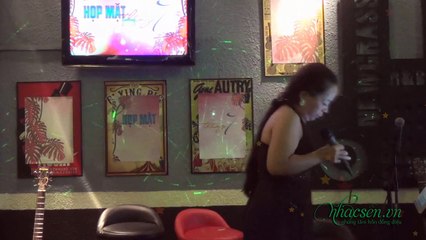 Chiều Thương Đô Thị - Loan Ngọc - nhacsen.vn - nhac sen