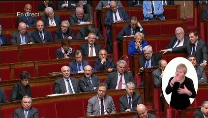 Valls défend une nouvelle fois Taubira face aux attaques d'un député UMP