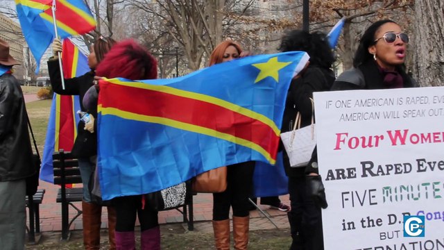 LES COMBATTANTS DE USA EN SIT IN DEVANT LA MAISON BLANCHE