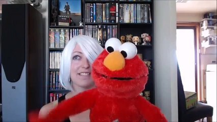 BIG HUGS ELMO - Hug me elmo toy review - Hasbro