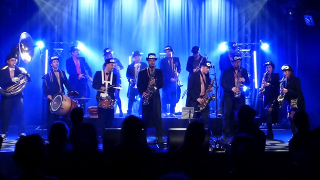 soirée Fanfares ni fioritures - fanfare Varenkas au portail coucou (2) (live)