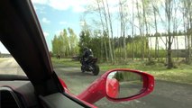 Crazy Race : Ferrari 458 Italia vs Suzuki Hayabusa Turbo 298 WHP - car vs bike