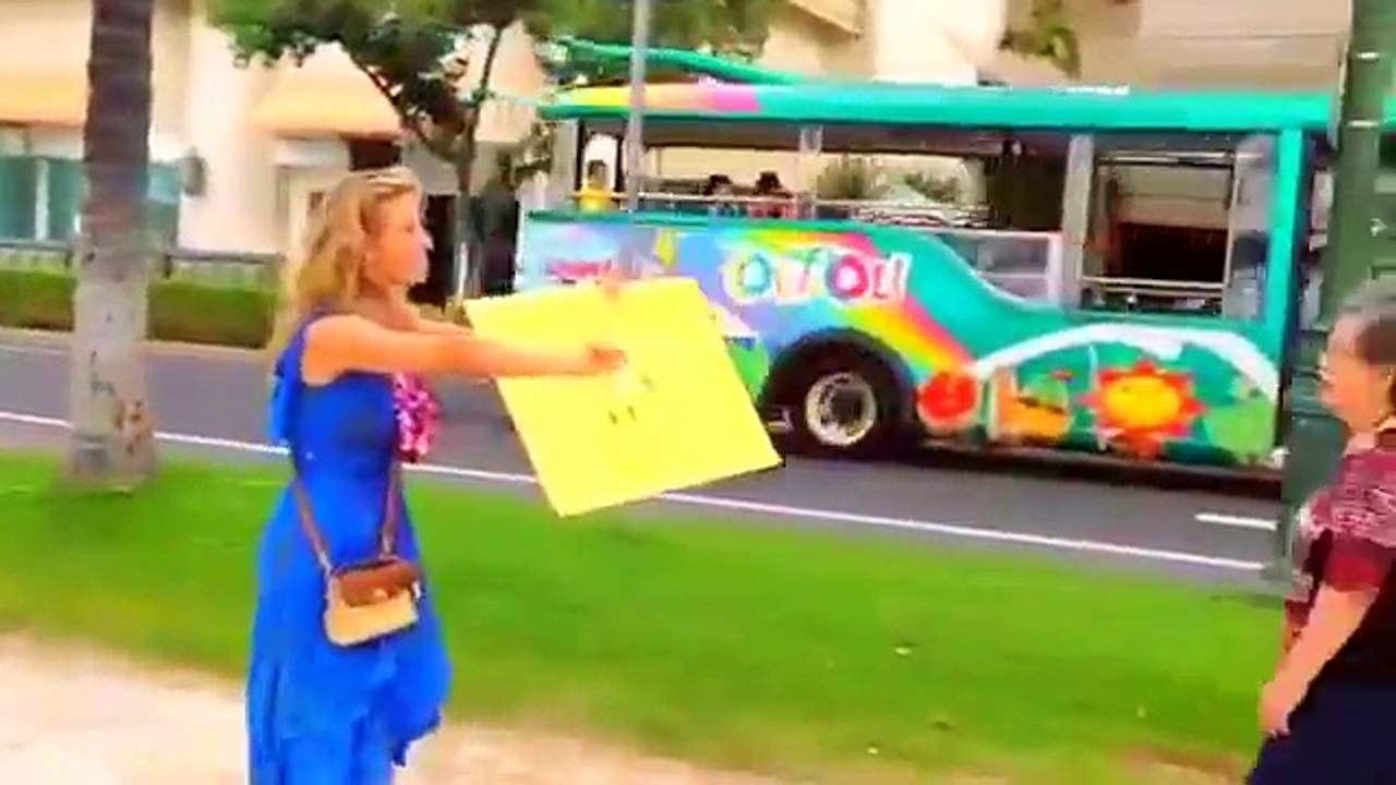 Paying People to Smile On My Brzday - Liv Delicious by Helena Summer