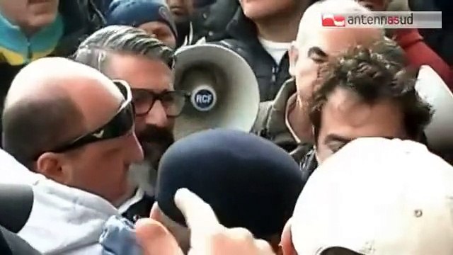 TG 09.02.15 Protesta lavoratori indotto Ilva, domani annunciata marcia dei tir su Taranto