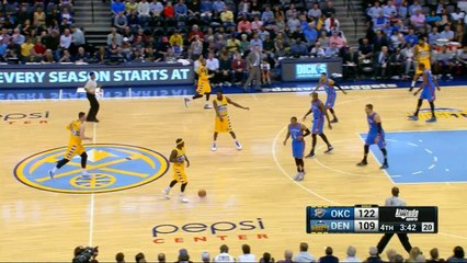 Kennth Faried envoie un missile sur un assistant du Thunder