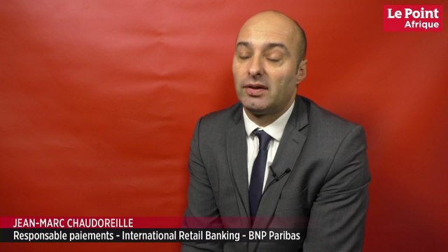 Le Point Afrique / Match télécoms vs banques : qui sortira gagnant du marché du mobile banking ?
