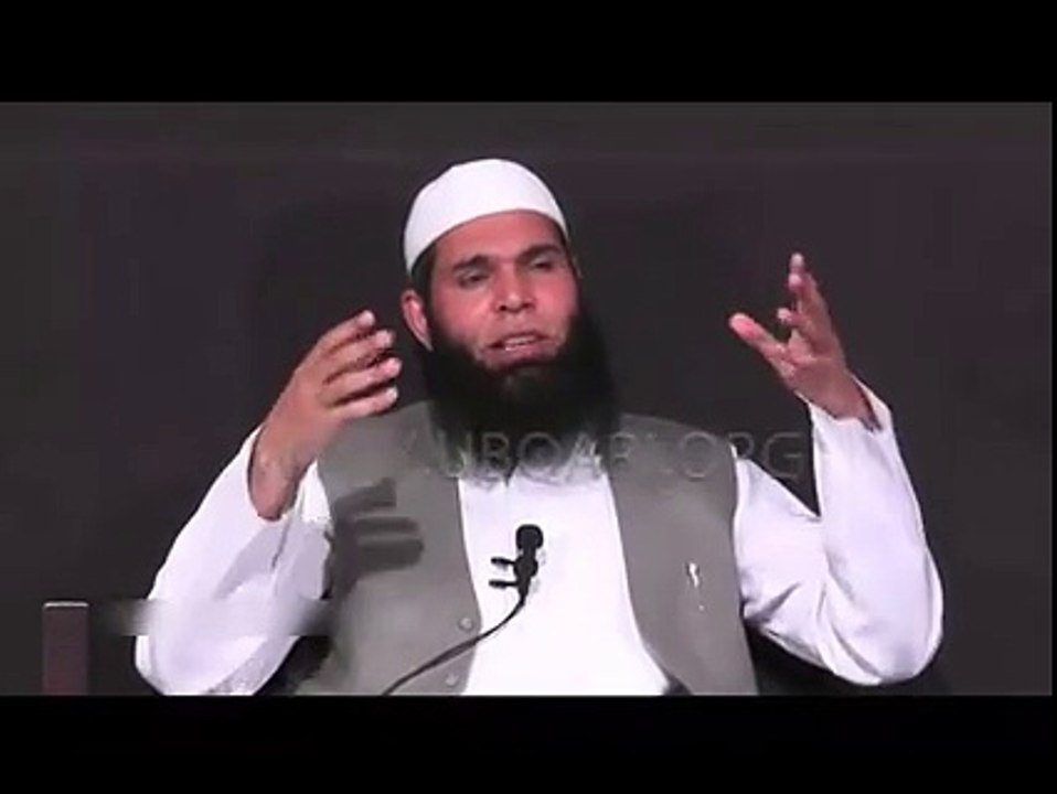 "Must Watch!" Aaqa Madinay Walay (S.A.W.W) ka sabaq by Hakeem Tariq Mehmood Chughtai (Ubqari)