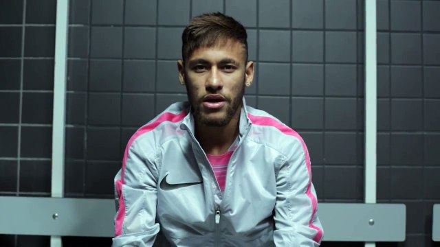 Em comercial, Neymar dá conselhos para os jovens jogadores