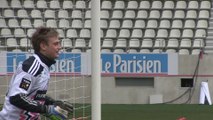 Jules Plisson enfile les gants