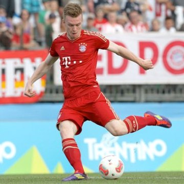Mitchell Weiser, Tangalı Fotoğrafıyla Olay Yarattı