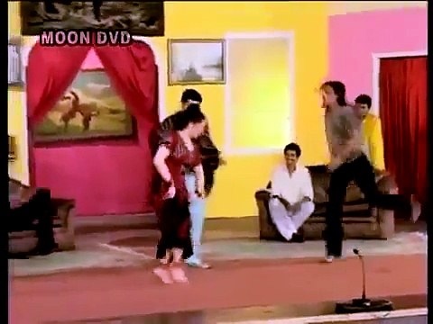 Wey Gujjara Wey khushboo hot mujra HQ