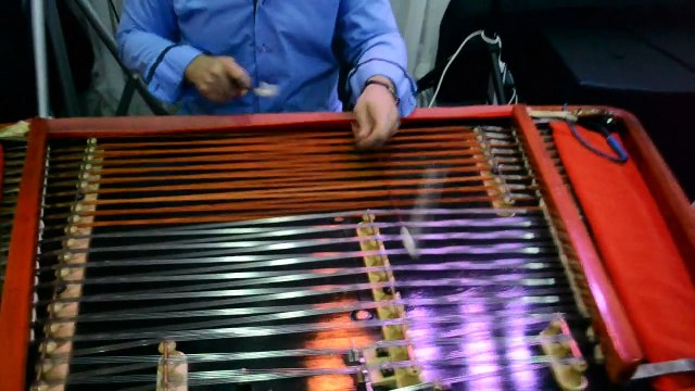 Muzica Si Spectacol La Nunta Ta - Formatia Simona Tone