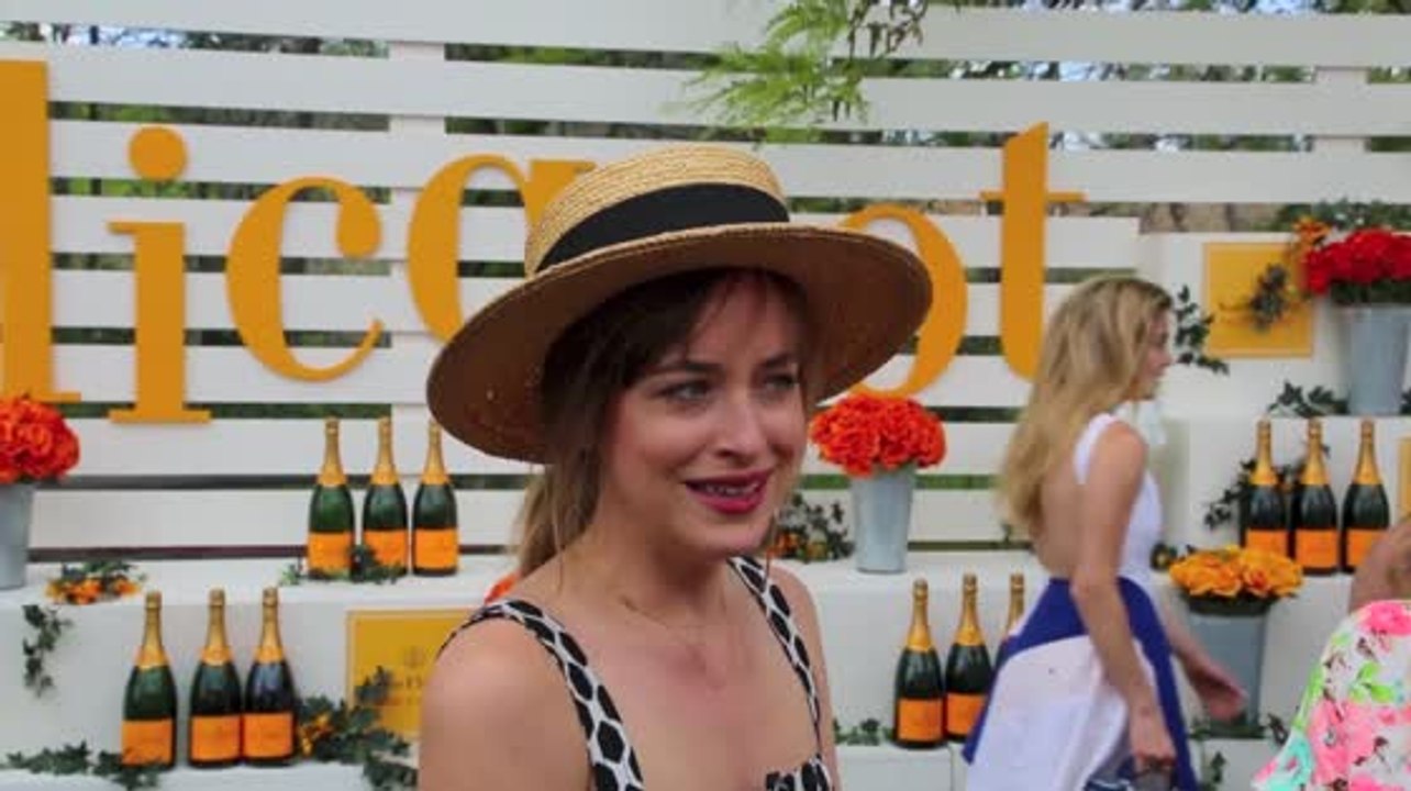 Dakota Johnson spricht über ihre Lieblings 'Fifty Shades' Sexszenen