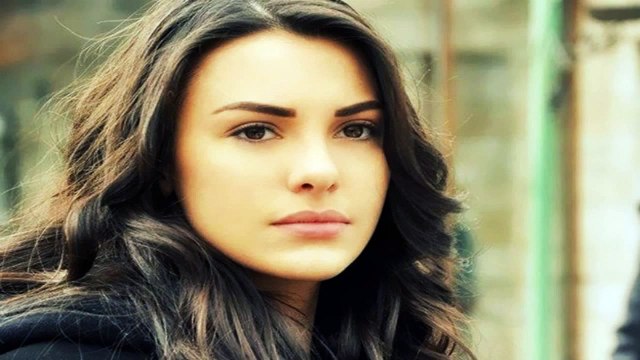 Tuvana Türkay - Ara Ne olursuN 2015