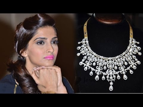 Sonam Kapoor’s House Robbed | JEWELRY Worth Rs. 5 Lakh Stolen