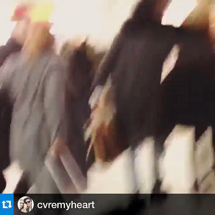 Bill at Munich airpot 11.02.2015- credit cvremyheart Instagram