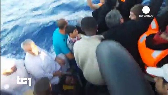 بیش از ۲۰۰ پناهجو در دریای مدیترانه ناپدید شدند