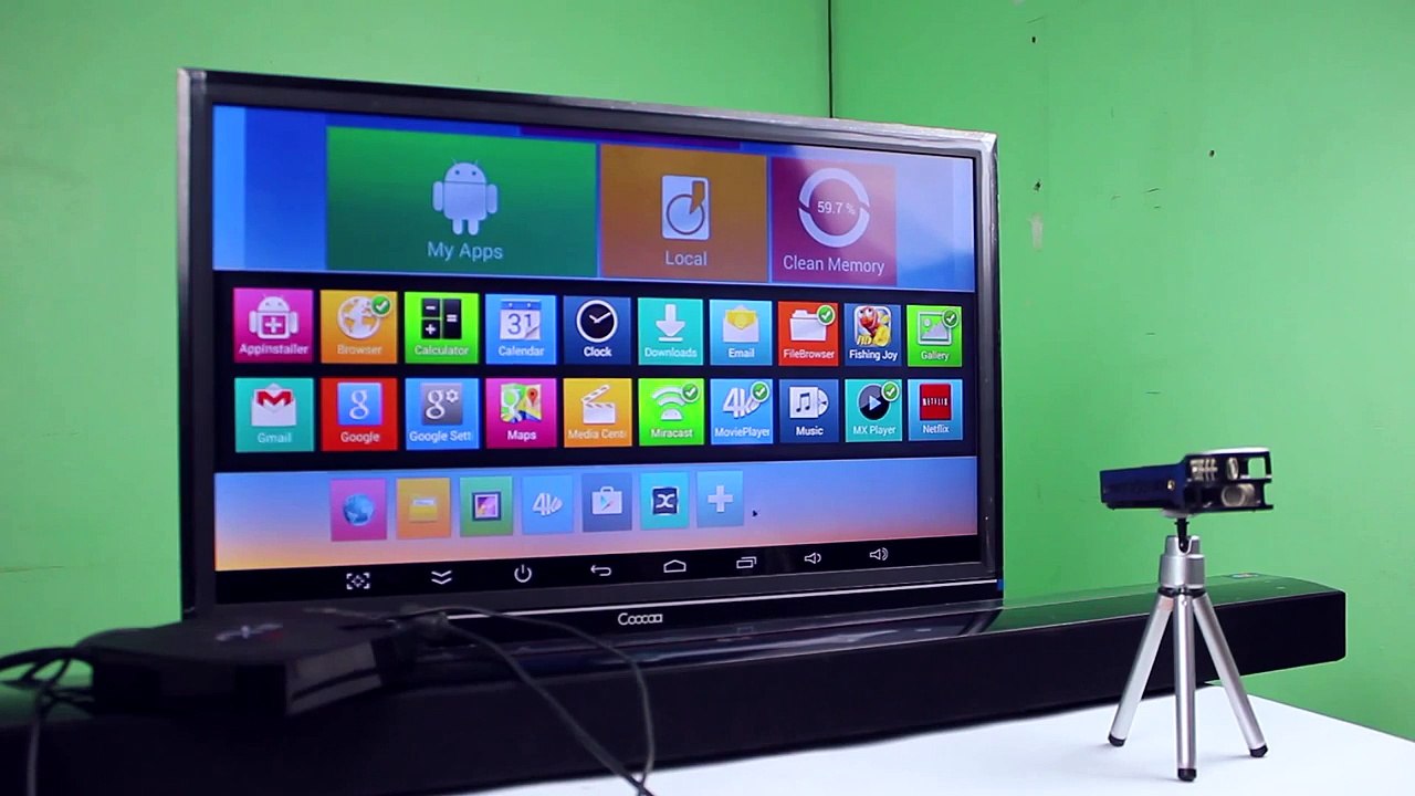 MXIII M82 Amlogic S802 Quad-Core KitKat Cortex-A9 4K Unboxing and Hands-on