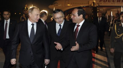 Putin'in Mısır Ziyaretinde Bando Rezaleti