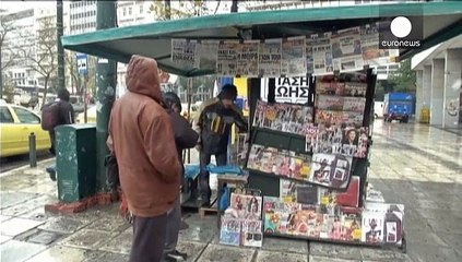 مردم یونان در انتظار نتایج نشست یوروگروپ