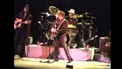 Bob Dylan in concert - Masters of war
