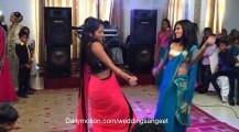 Beautiful Hot Girls Dance 