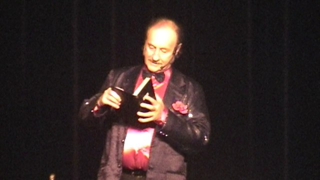 Larrie style cabaret au cercle des chansonniers