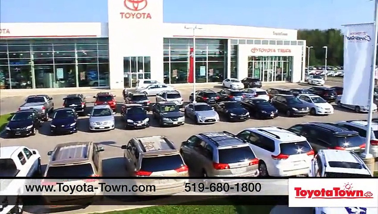 2015 Toyota Avalon Vs. 2014 Nissan Maxima - Near Woodstock, ON