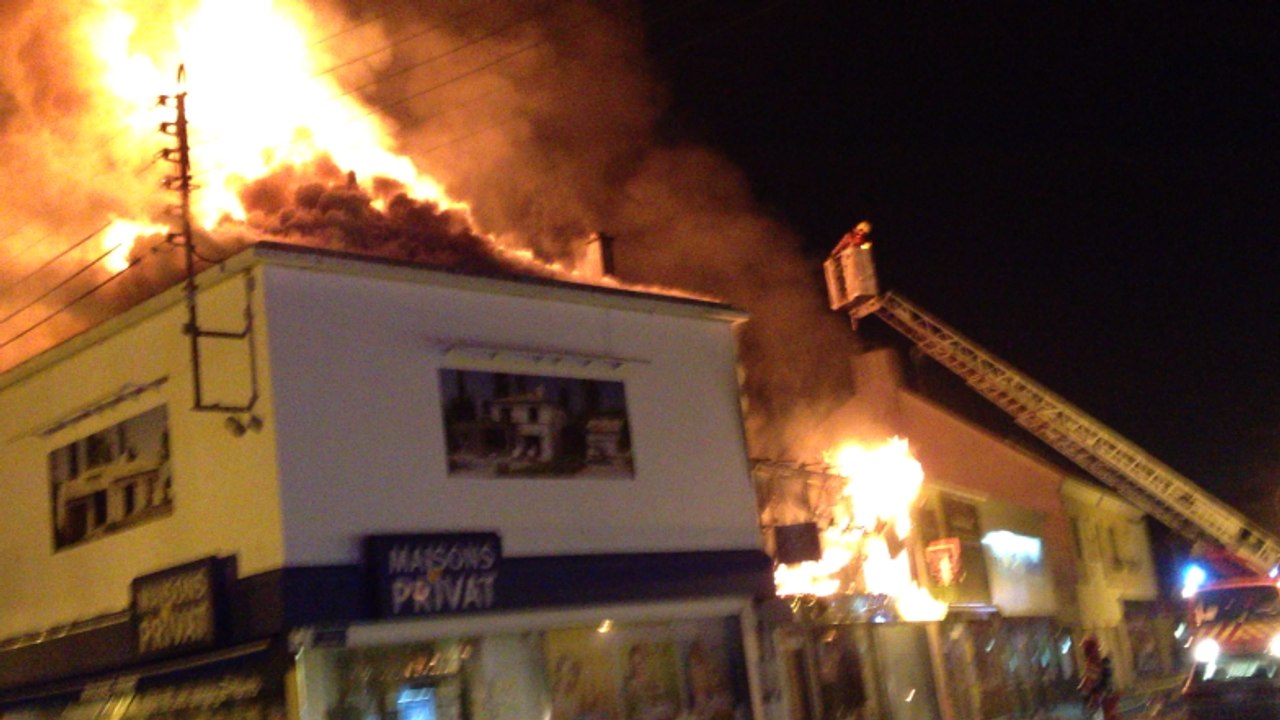 Important incendie dans le centre-ville