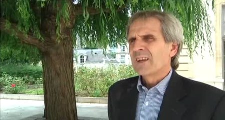 TéléGrenoble - Citoyen Mag n32 -1e Juin 2014 - Commandant Jean-Philippe VIALAT, Commandant EDSR 38