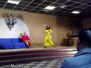 Nida Chaudhry 2015 Hot Mujra - Seene La K Baota V Naa Guht Ve Dholna