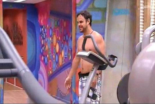 Adrilles e Fernando na academia falam sobre o jogo (Amanda, Cezar, Talita, Marco), pós paredao, Lider P3 - 11.02.2015