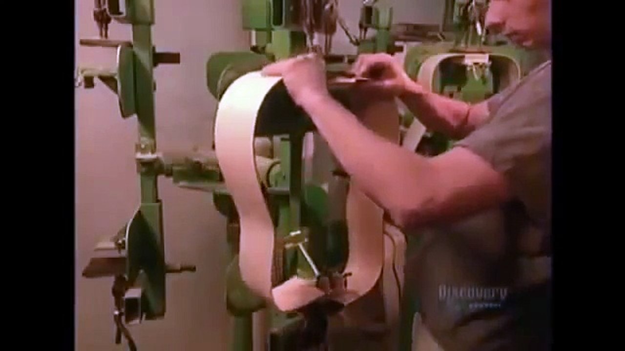 How its made   Acoustic Guitars