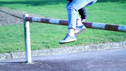 Lecture de la petite communiste qui ne souriait jamais de Lola Lafon